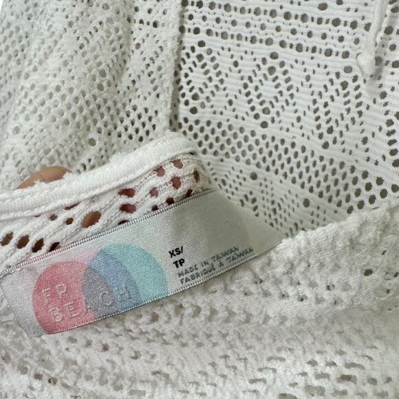 Free People Beach White Eyelet Bell Sleeve Cover Up Dress XS New Boho Tie Back - Picture 6 of 7